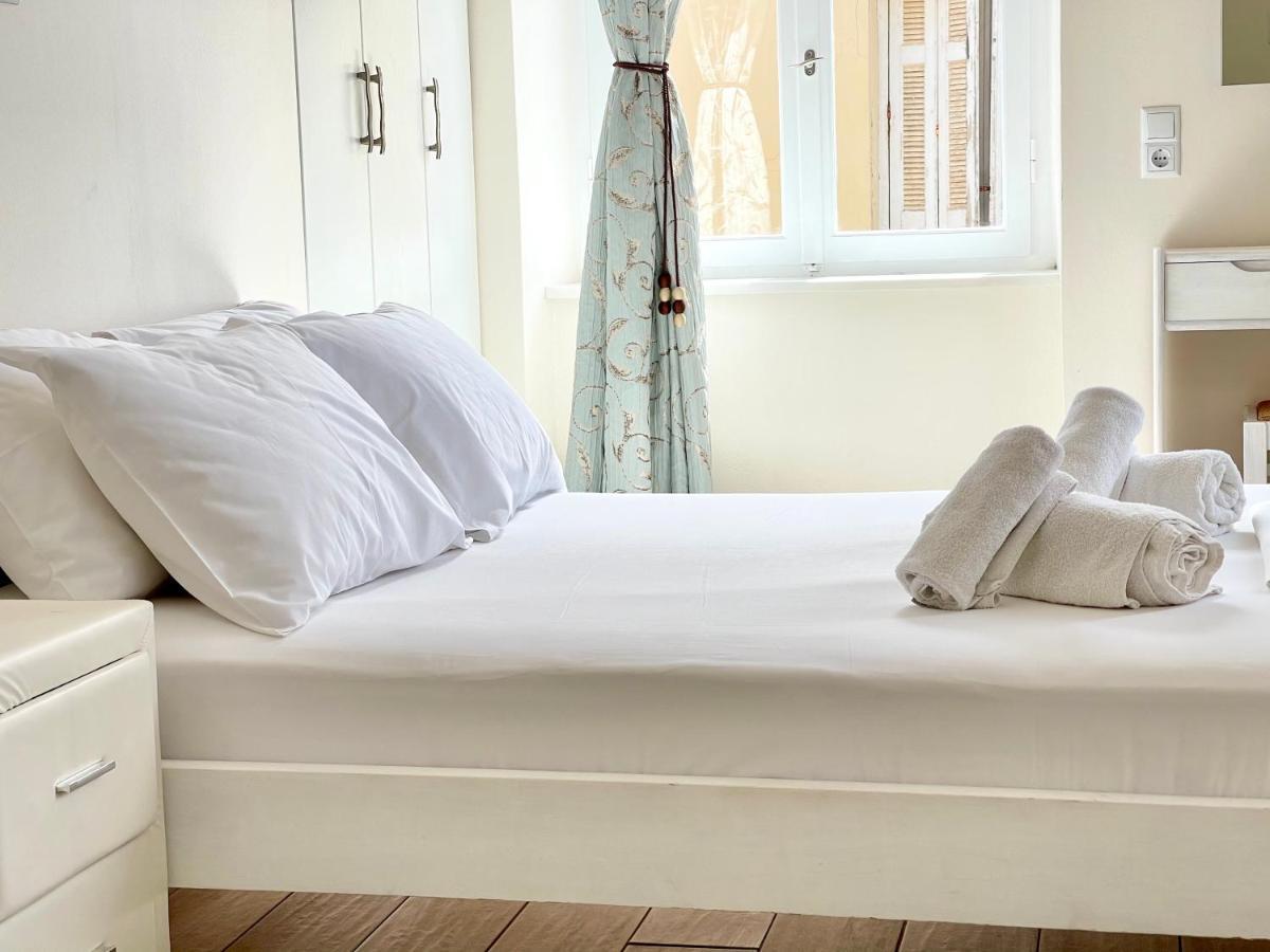 Xenias Rooms Apartments Koroni  Luaran gambar