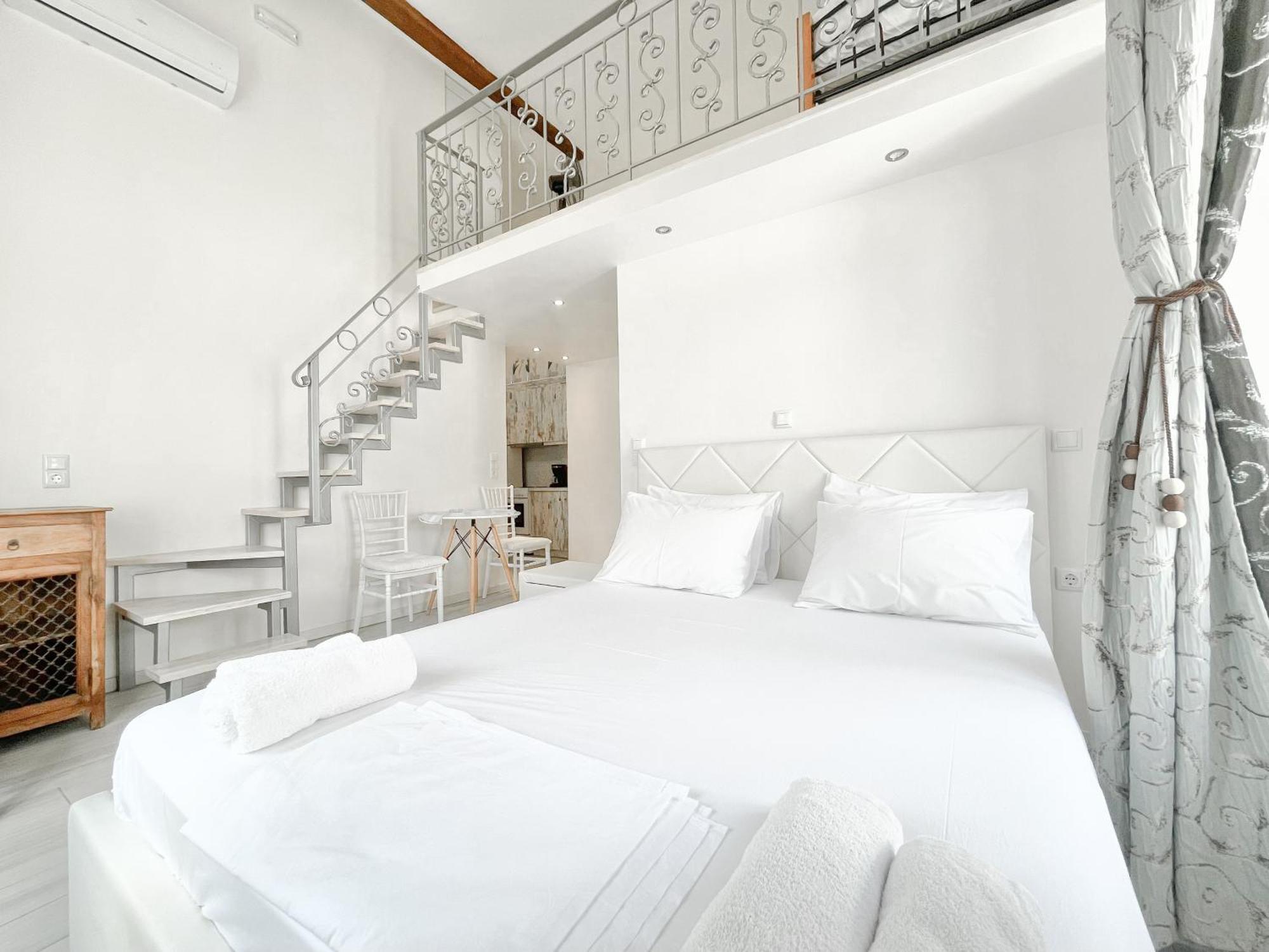 Xenias Rooms Apartments Koroni  Luaran gambar